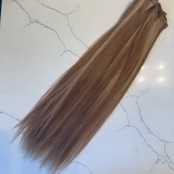 Donna Bella 16” Extensions (50 indiv. pieces) - Picture 4 of 6